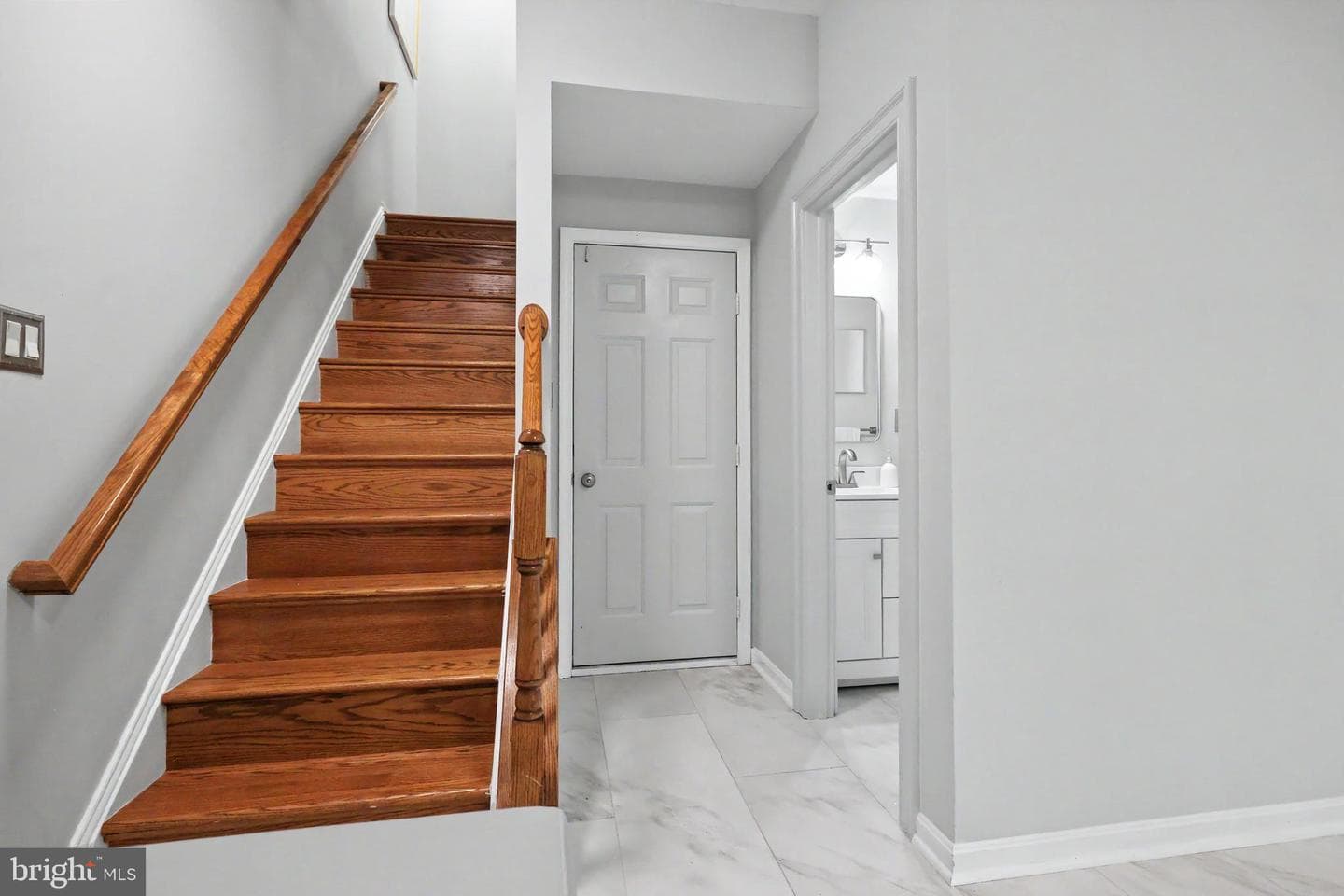 21122 Angela Square photo 57