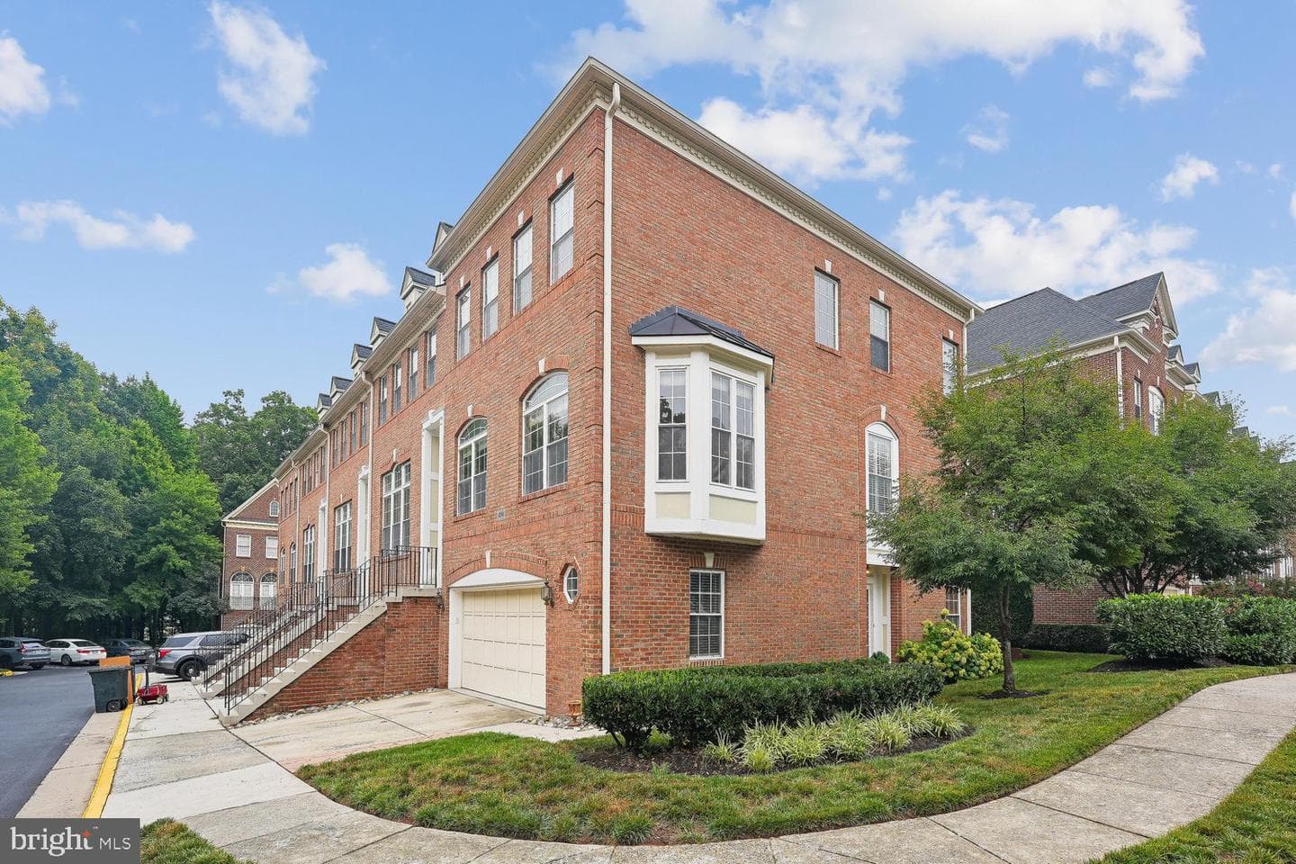 47761 Scotsborough Square, Sterling