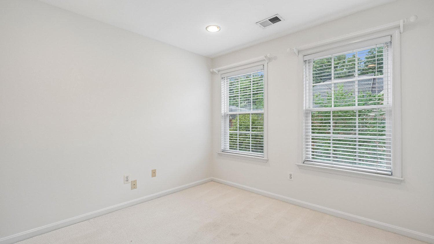 47761 Scotsborough Square photo 39