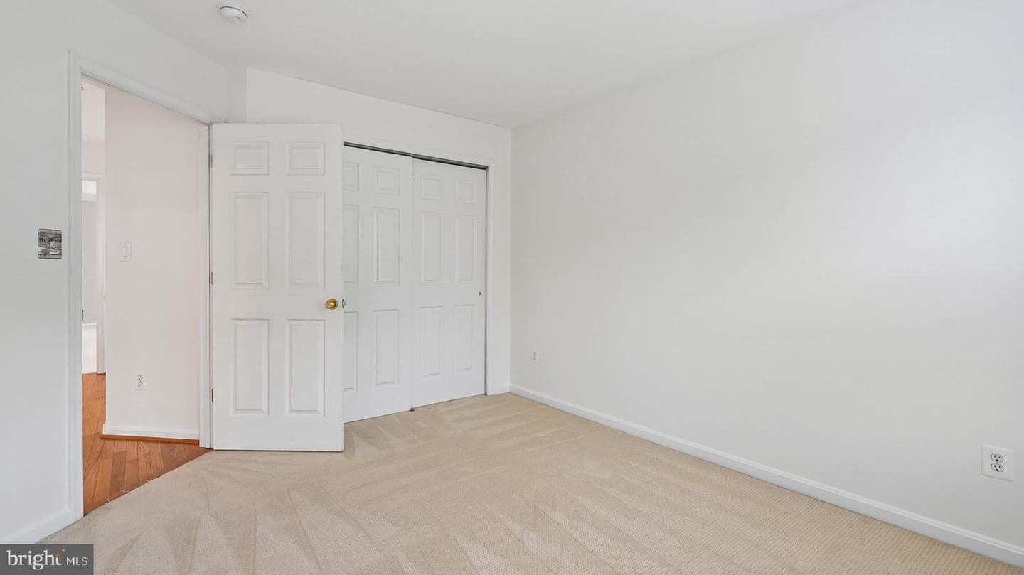 47761 Scotsborough Square photo 44