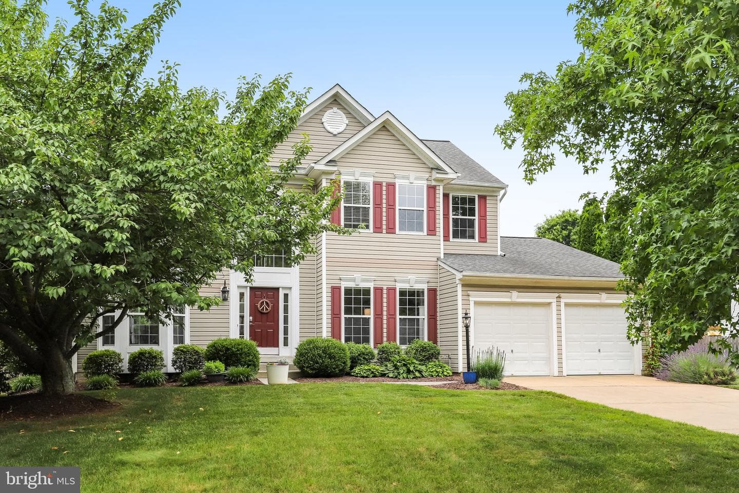 712 Sunflower Court photo 2
