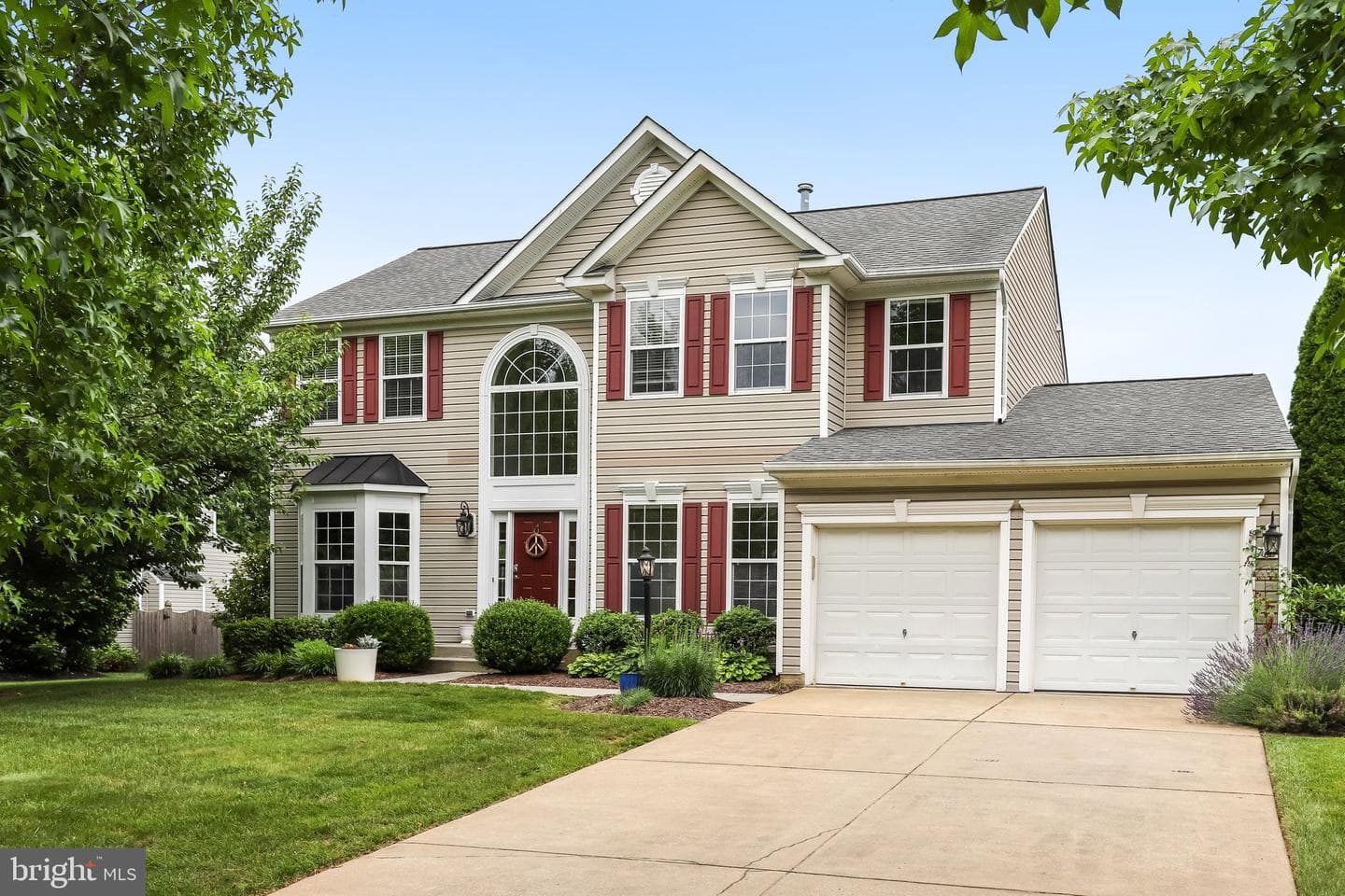 712 Sunflower Court photo 3