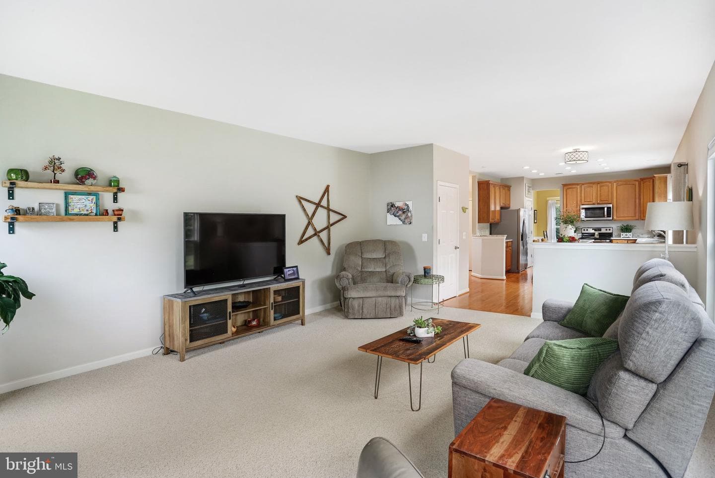 712 Sunflower Court photo 43