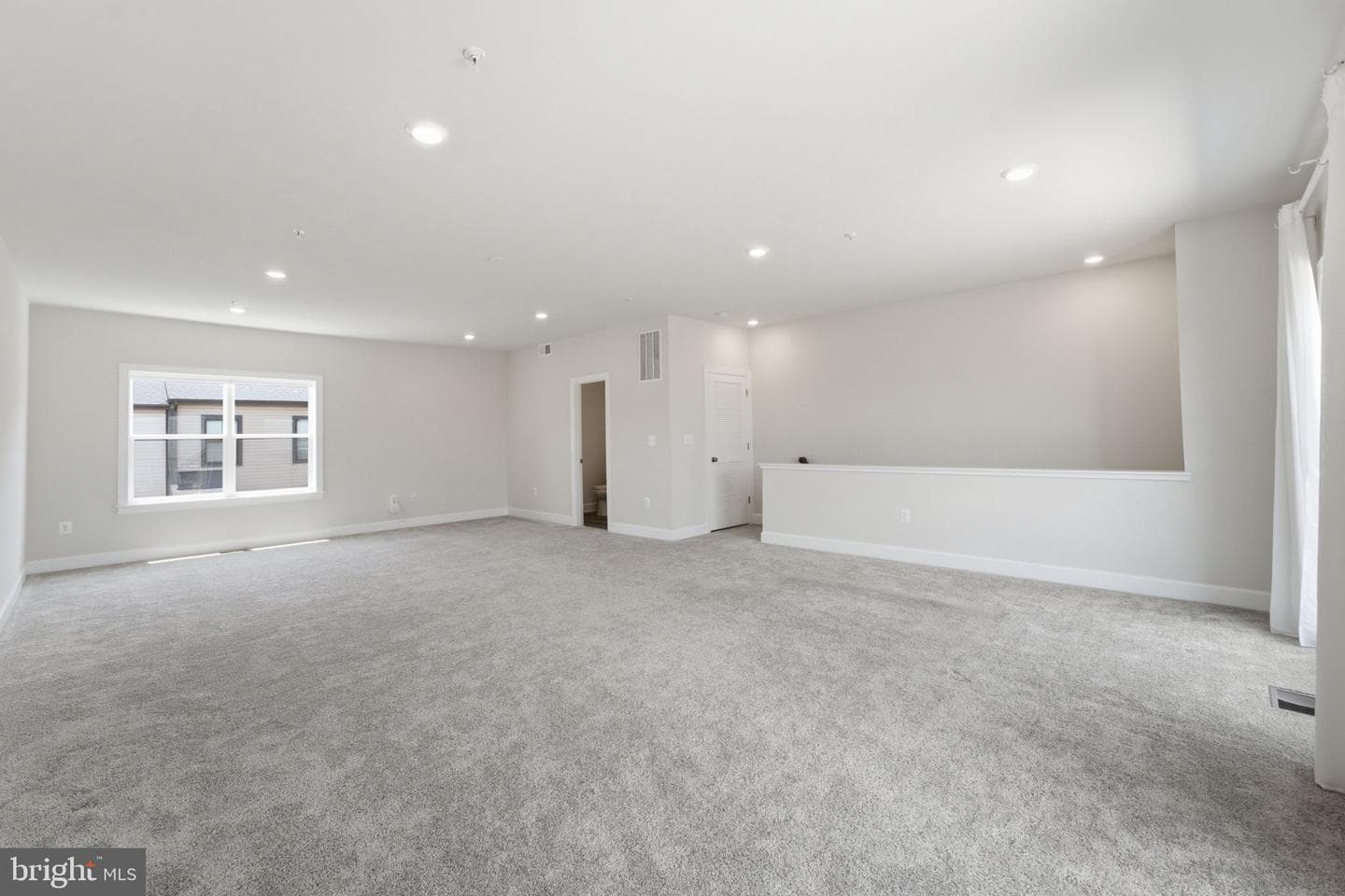 22522 Foundation Drive photo 38
