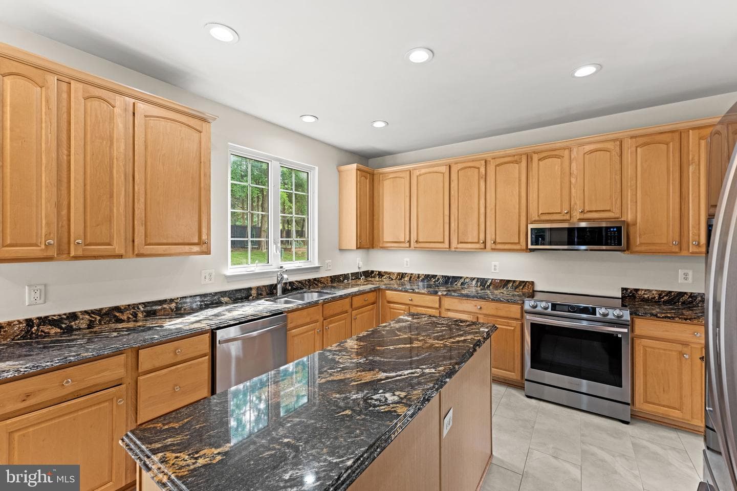 18240 Oak Lake Court photo 15