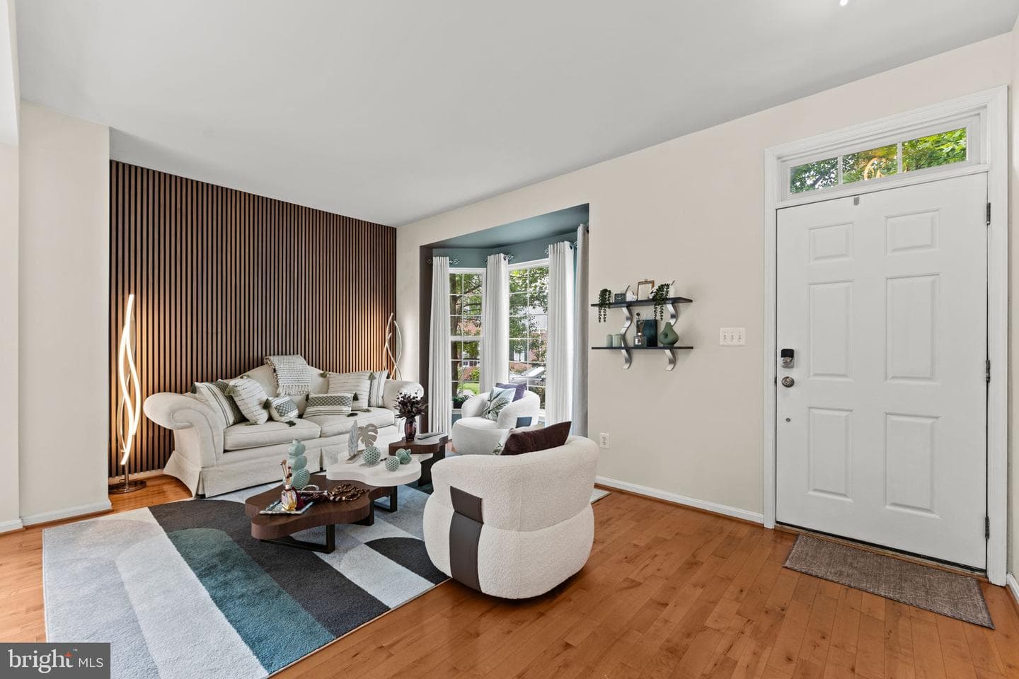 18240 Oak Lake Court photo 6