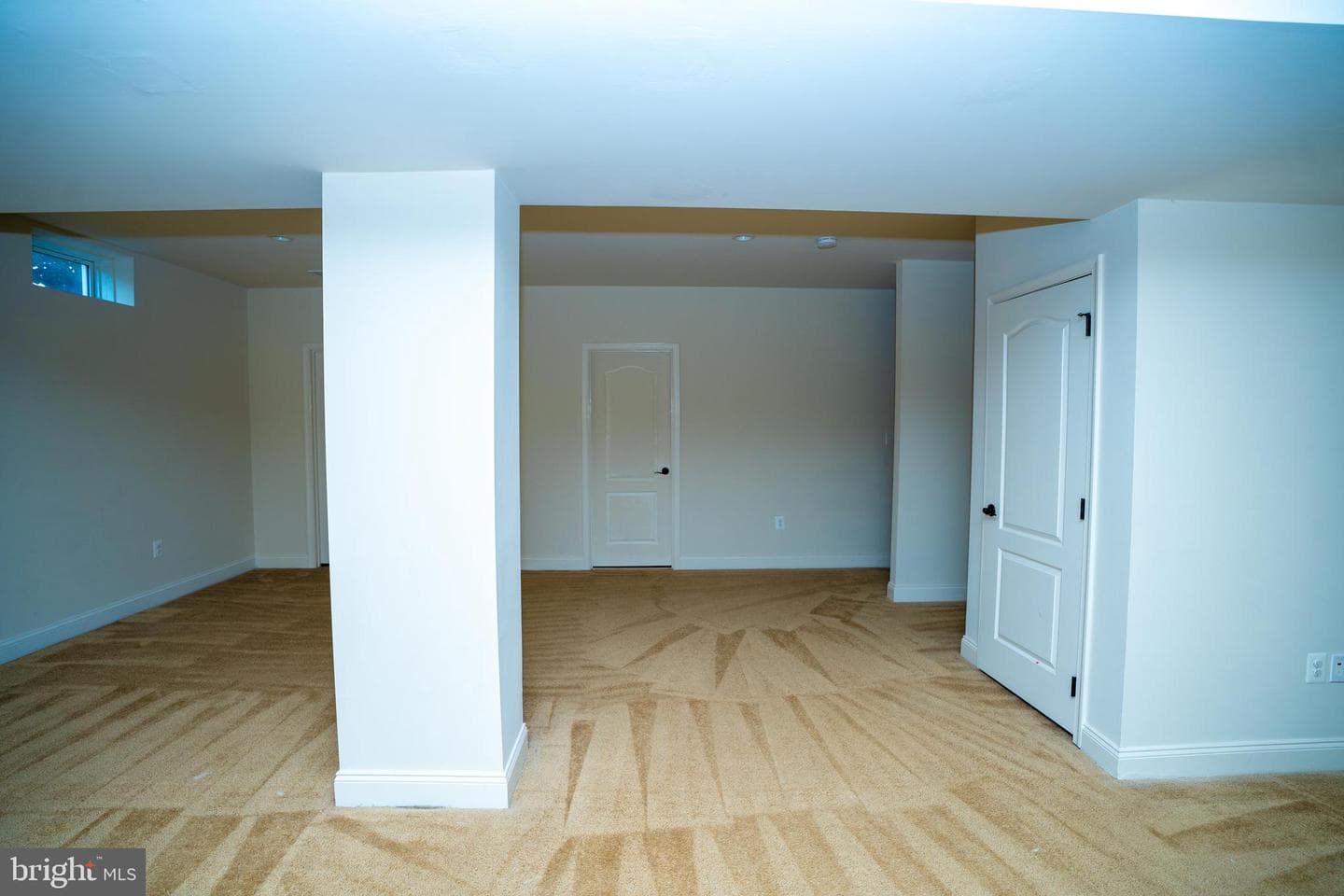 22535 Willington Square photo 51