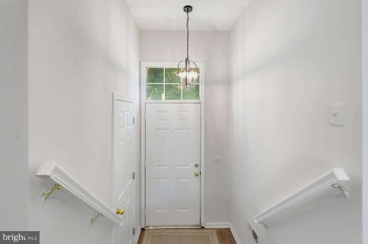 405 Mcdaniel Drive, Purcellville