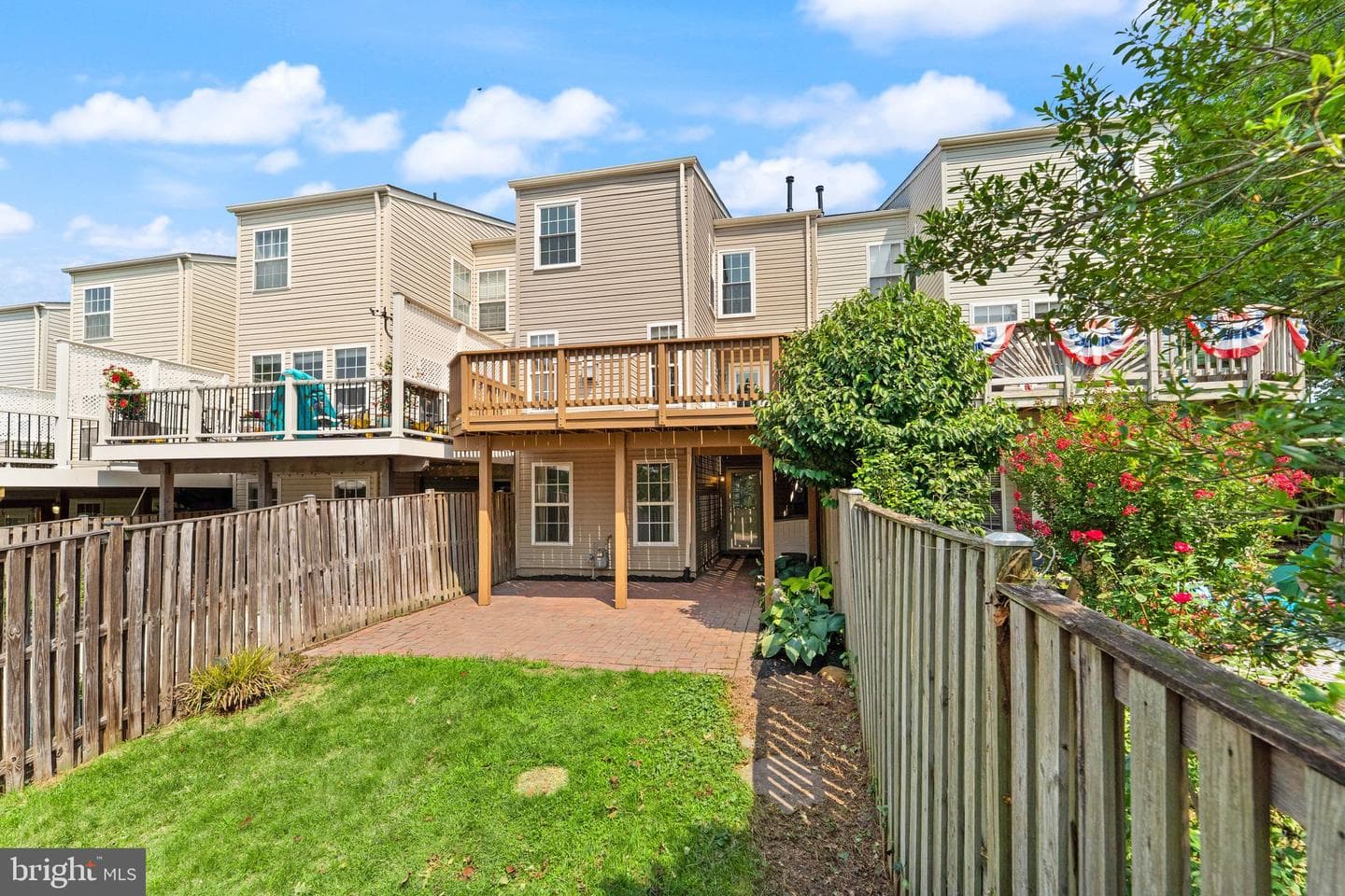 203 Shirley Square SE photo 62