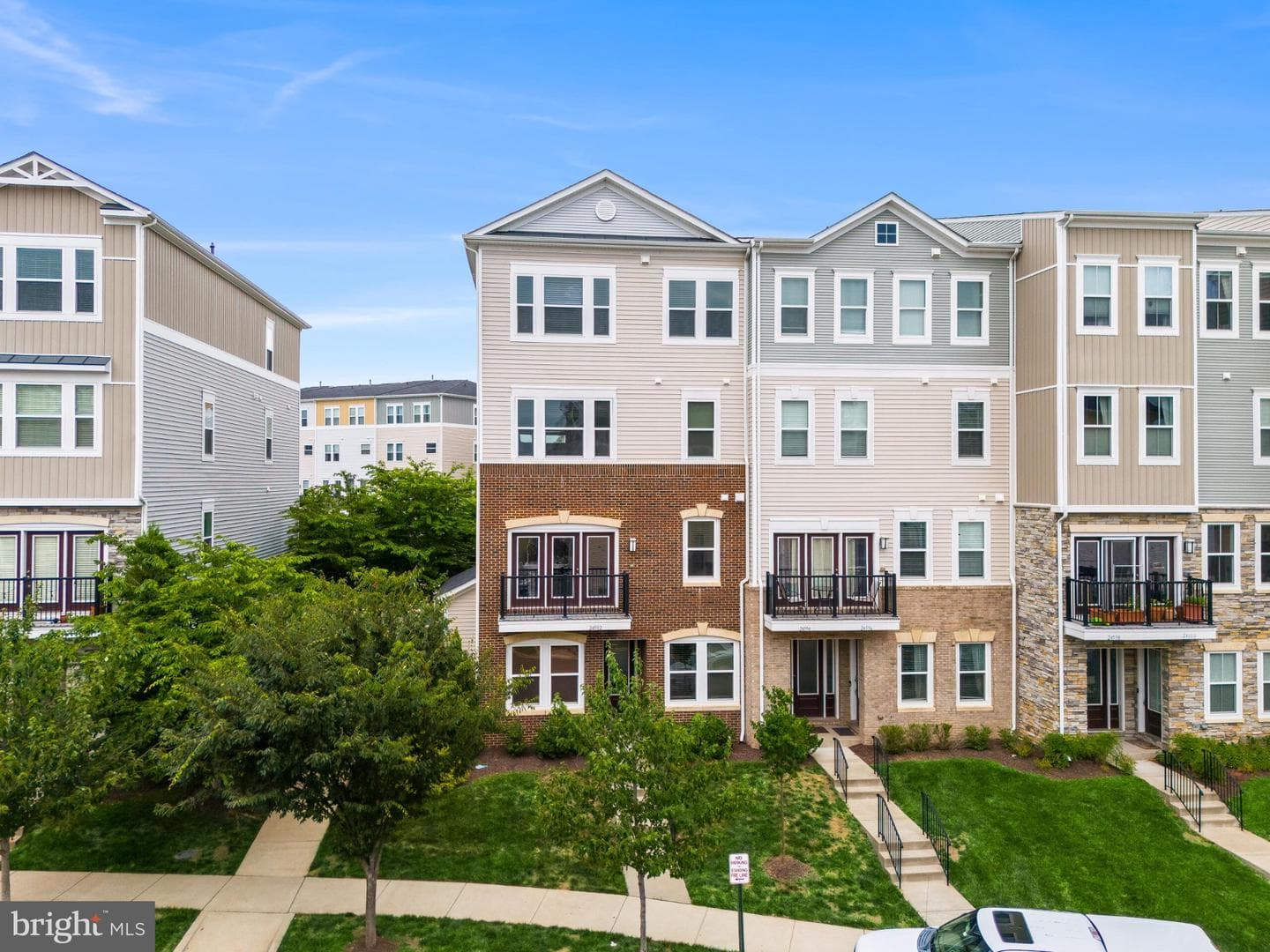 24592 Rosebay Terrace, Aldie