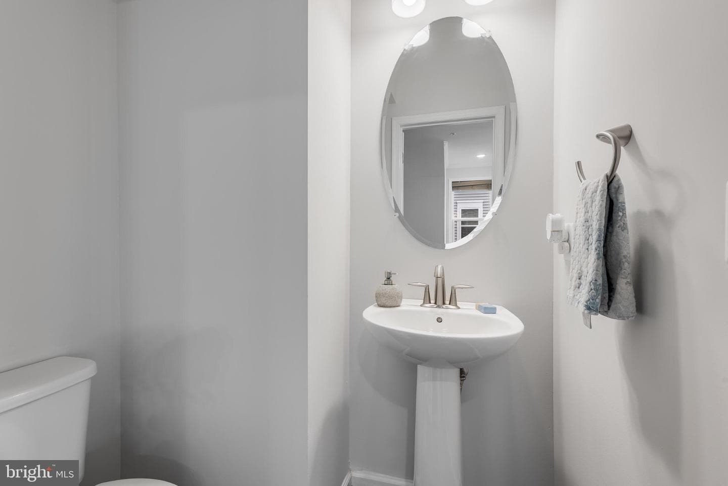 24592 Rosebay Terrace photo 11