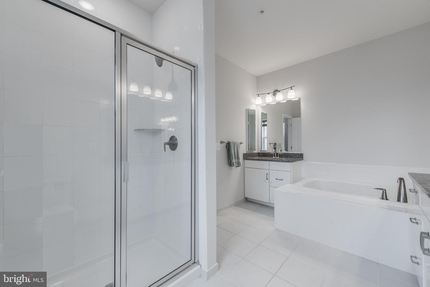 24592 Rosebay Terrace photo 17