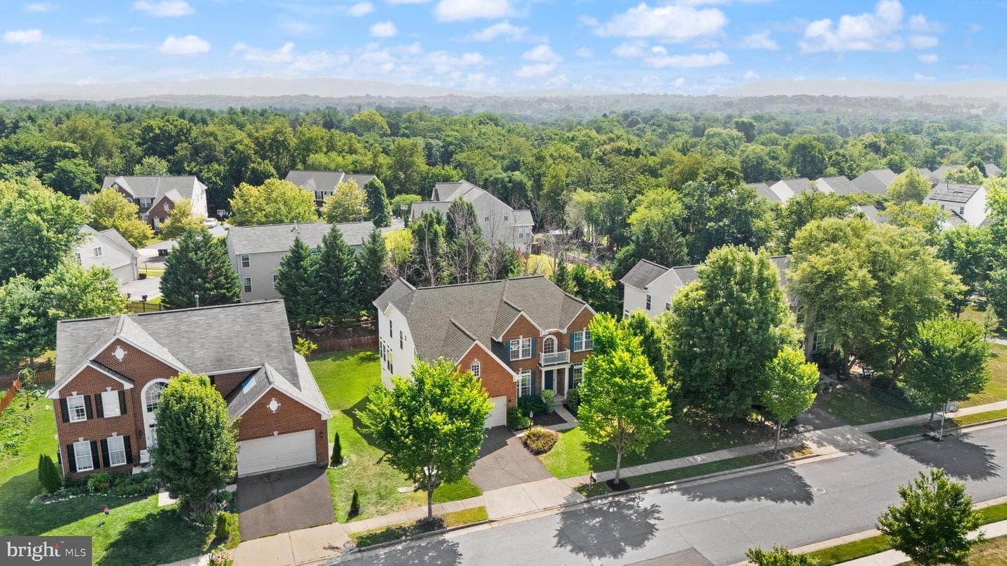 32 Houser Drive, Lovettsville