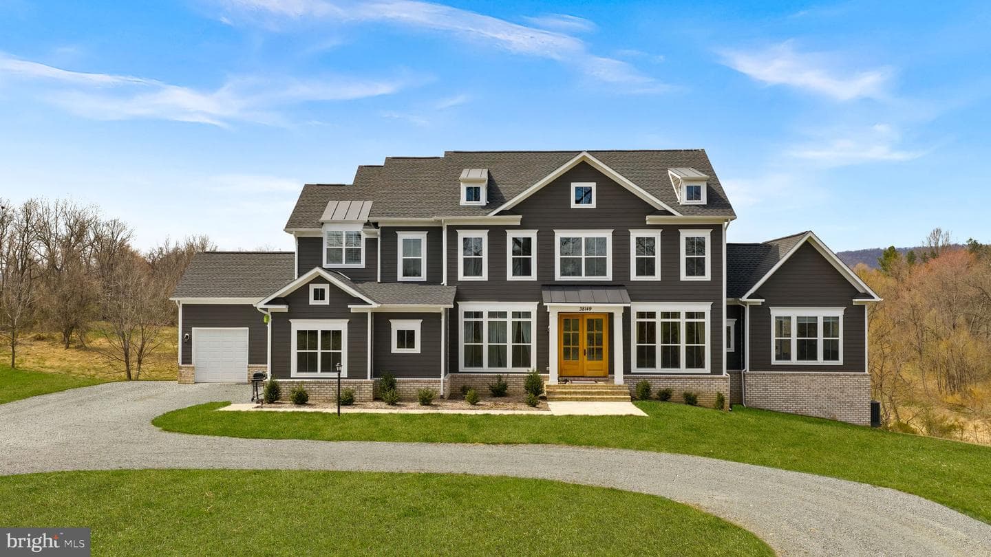 38149 John Wolford Road, Hillsboro
