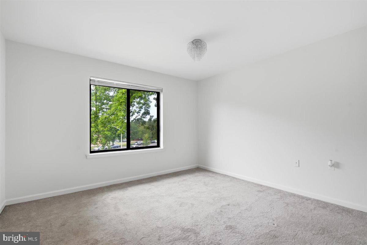 125 Clubhouse Drive SW #8 photo 12