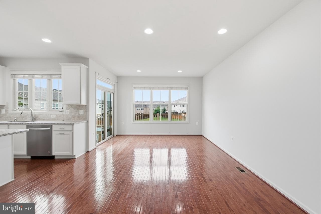 42567 Dreamweaver Drive photo 17