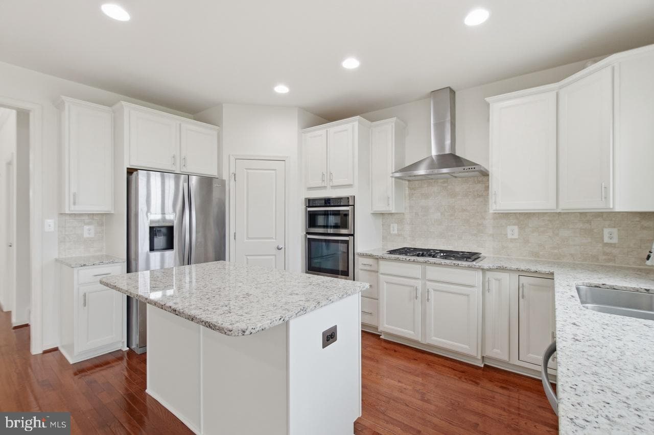 42567 Dreamweaver Drive photo 22