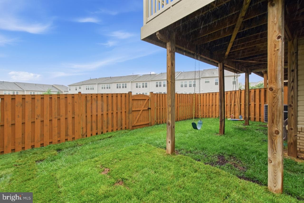 42567 Dreamweaver Drive photo 48