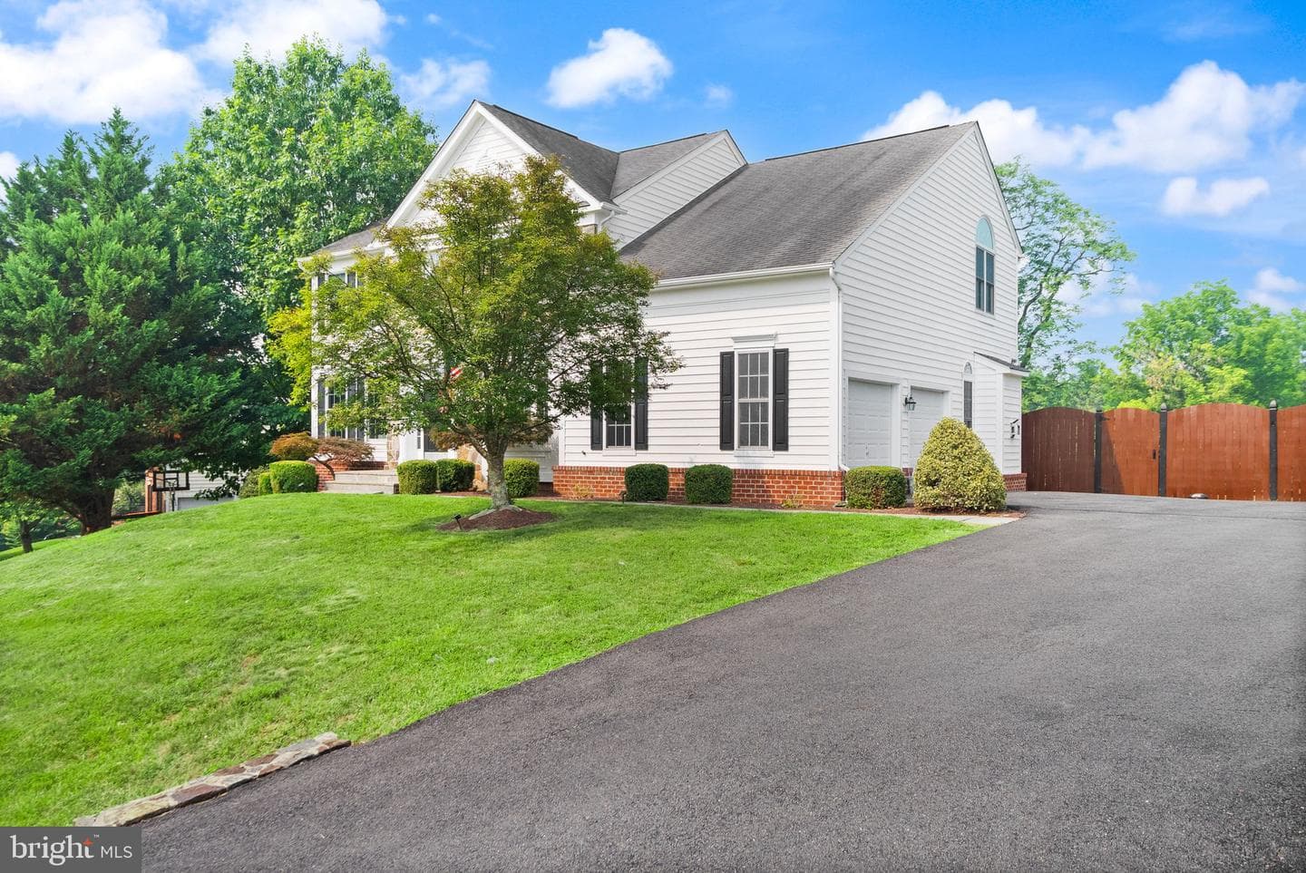11489 Potomac Heights Lane photo 2