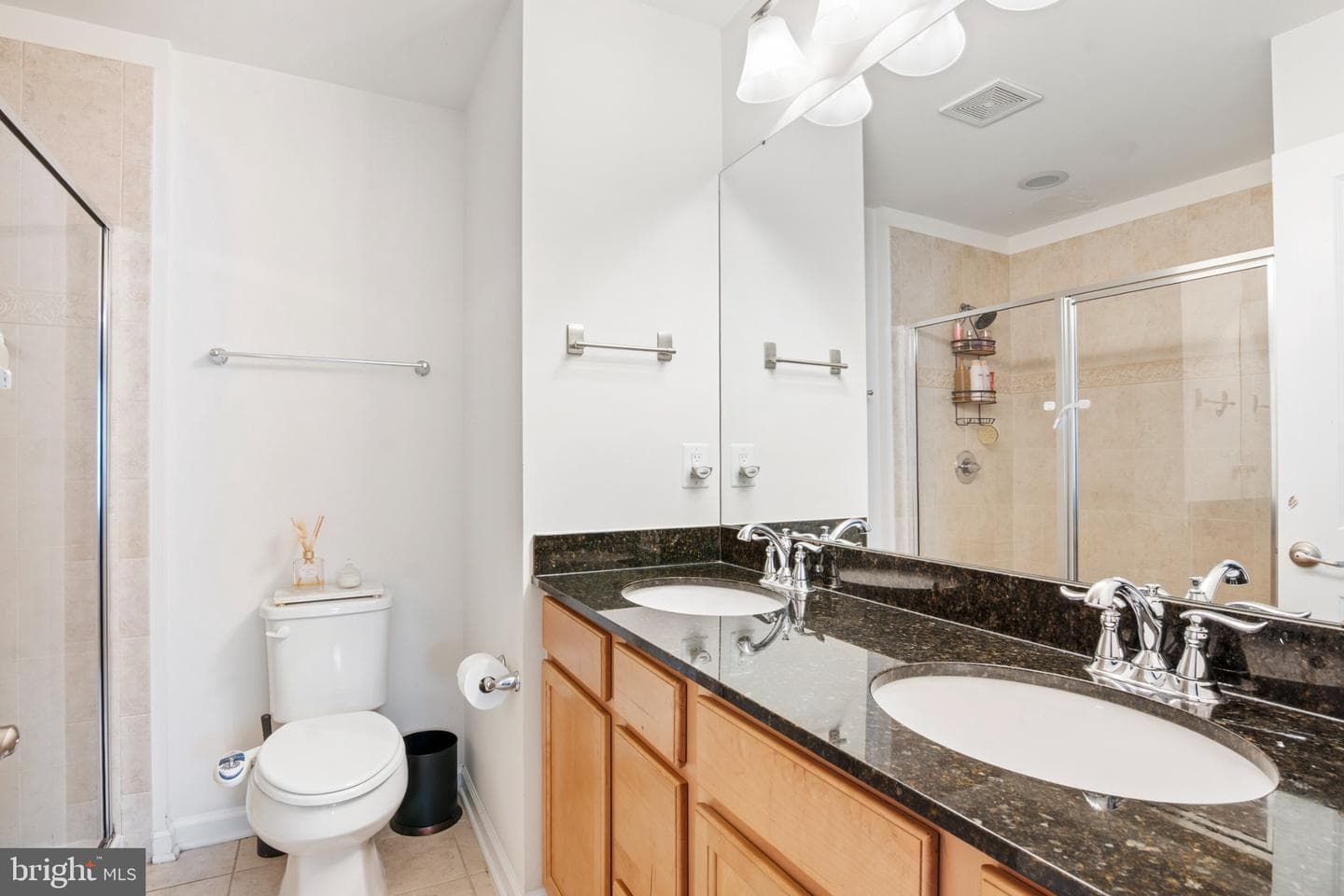 41768 Mcmonagle Square photo 16