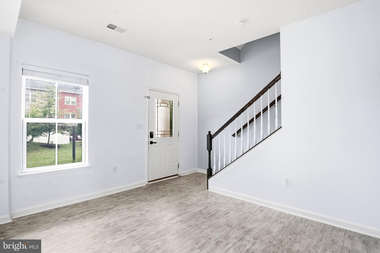 41768 Mcmonagle Square photo 23