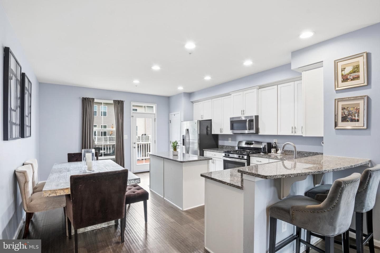 41768 Mcmonagle Square photo 6