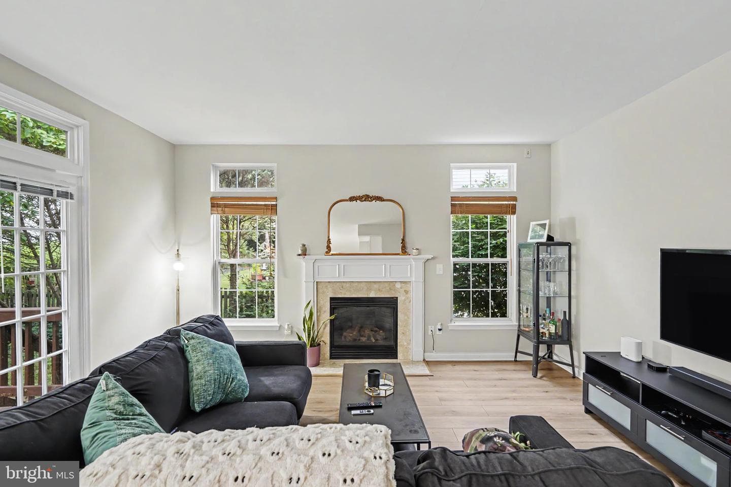 201 Jennings Court SE photo 27
