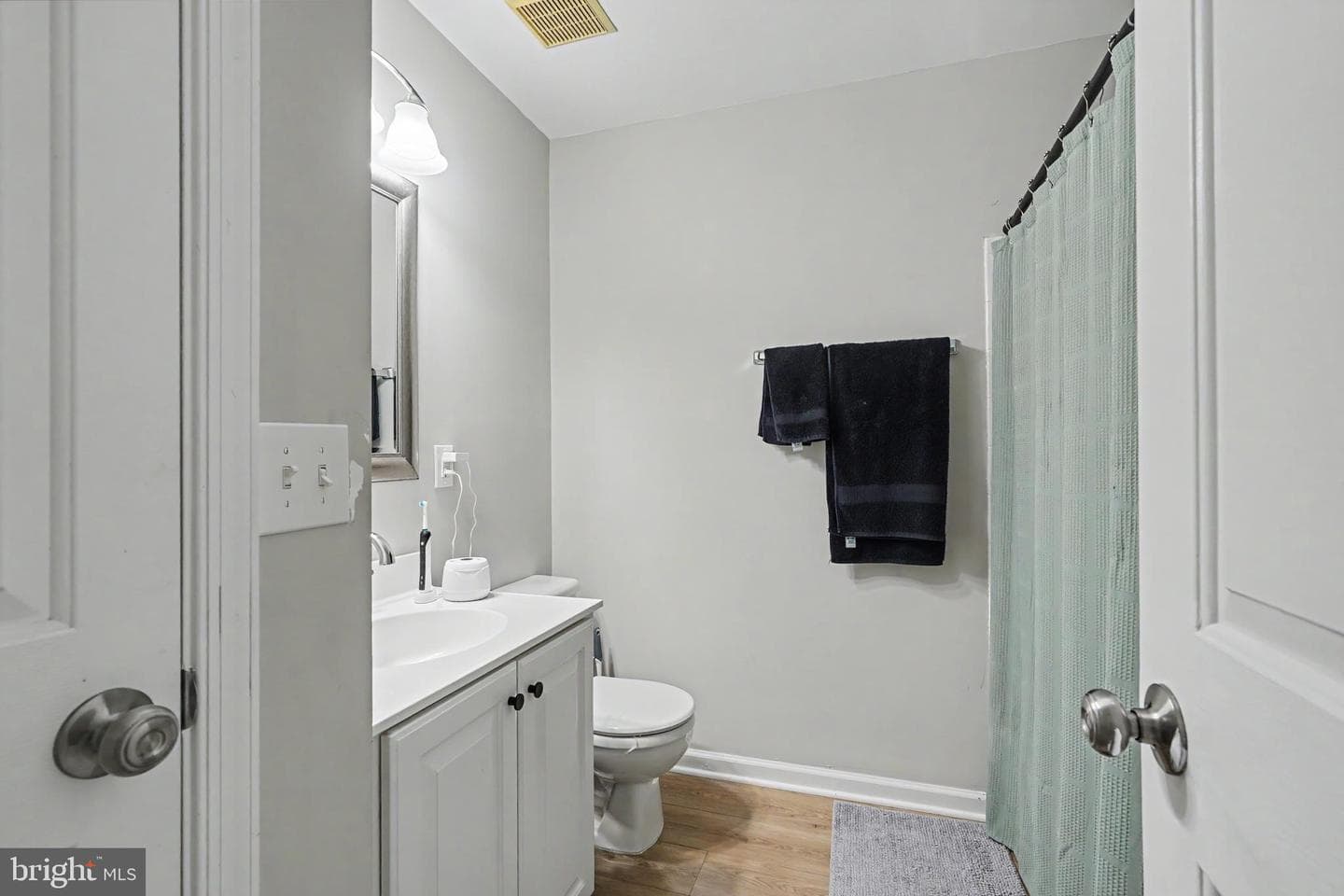 201 Jennings Court SE photo 43