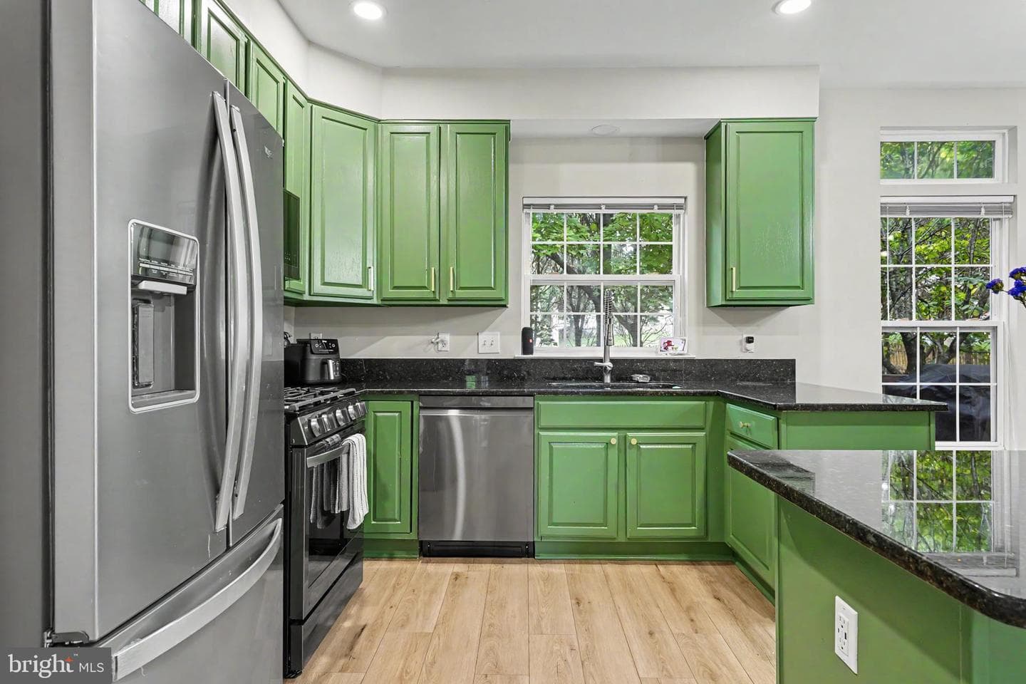 201 Jennings Court SE photo 7