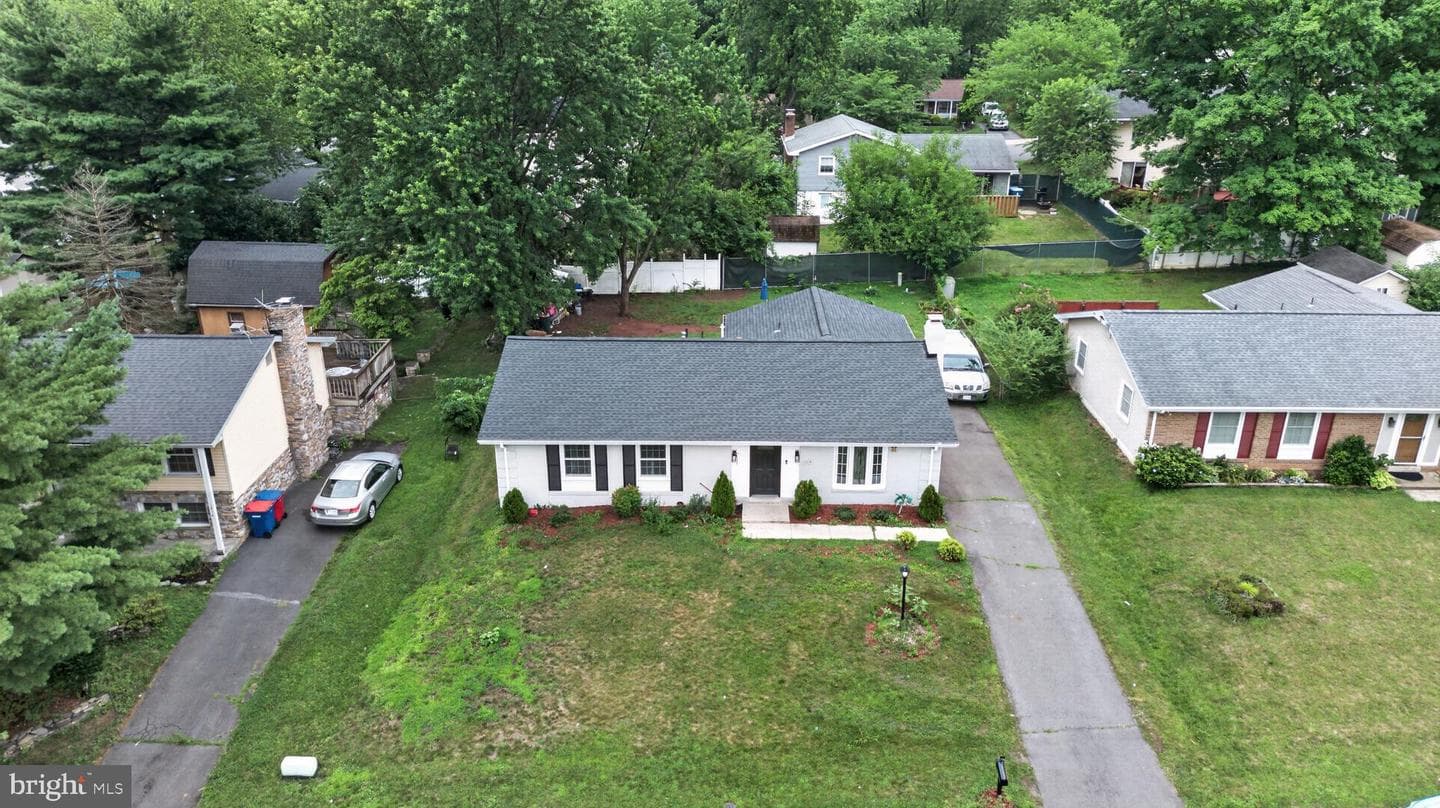 1314 E Holly Avenue, Sterling