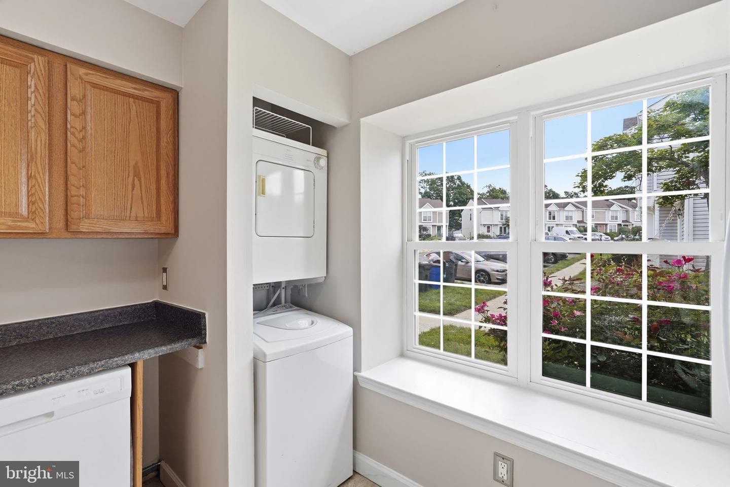 31 Essex Square photo 7