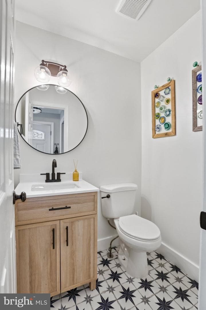 43885 Laburnum Square photo 10