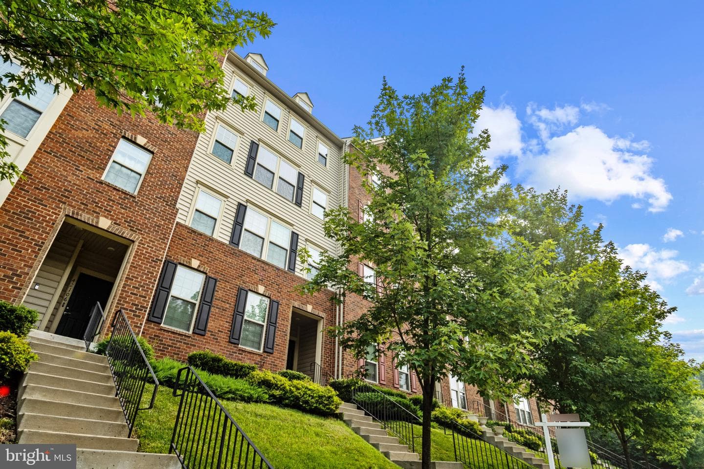 42110 Winning Glory Drive photo 2