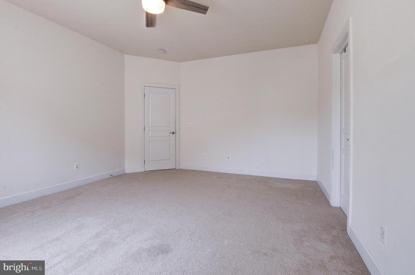 22478 Dinah Place photo 46