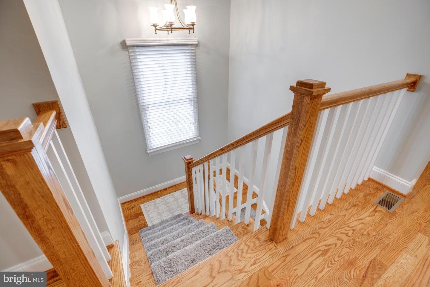 207 North Street NE photo 30