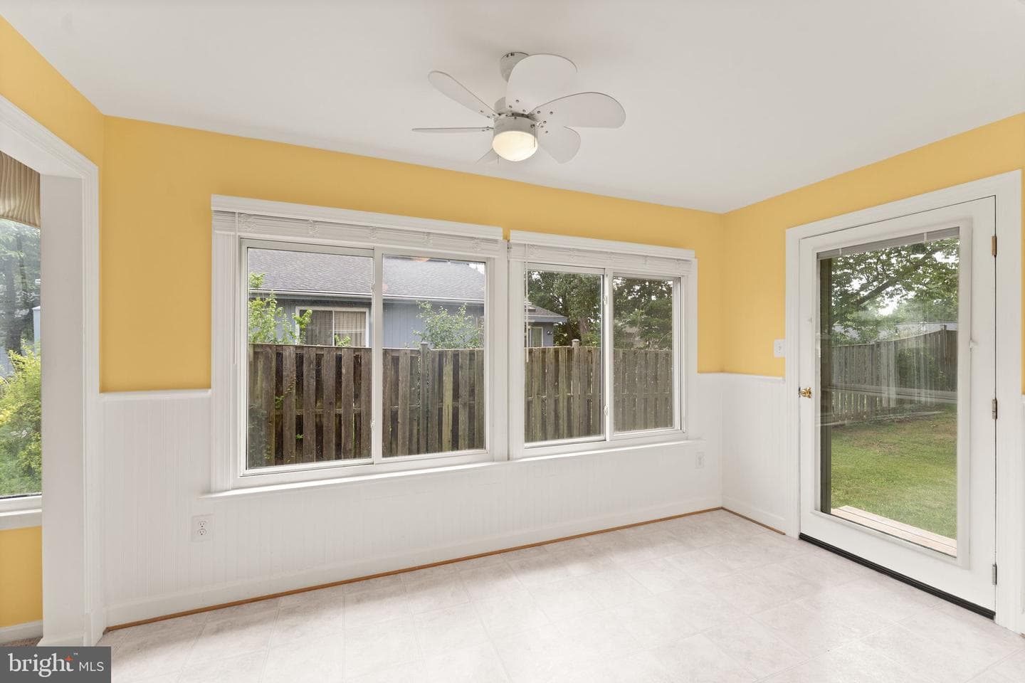 131 Evergreen Street photo 16
