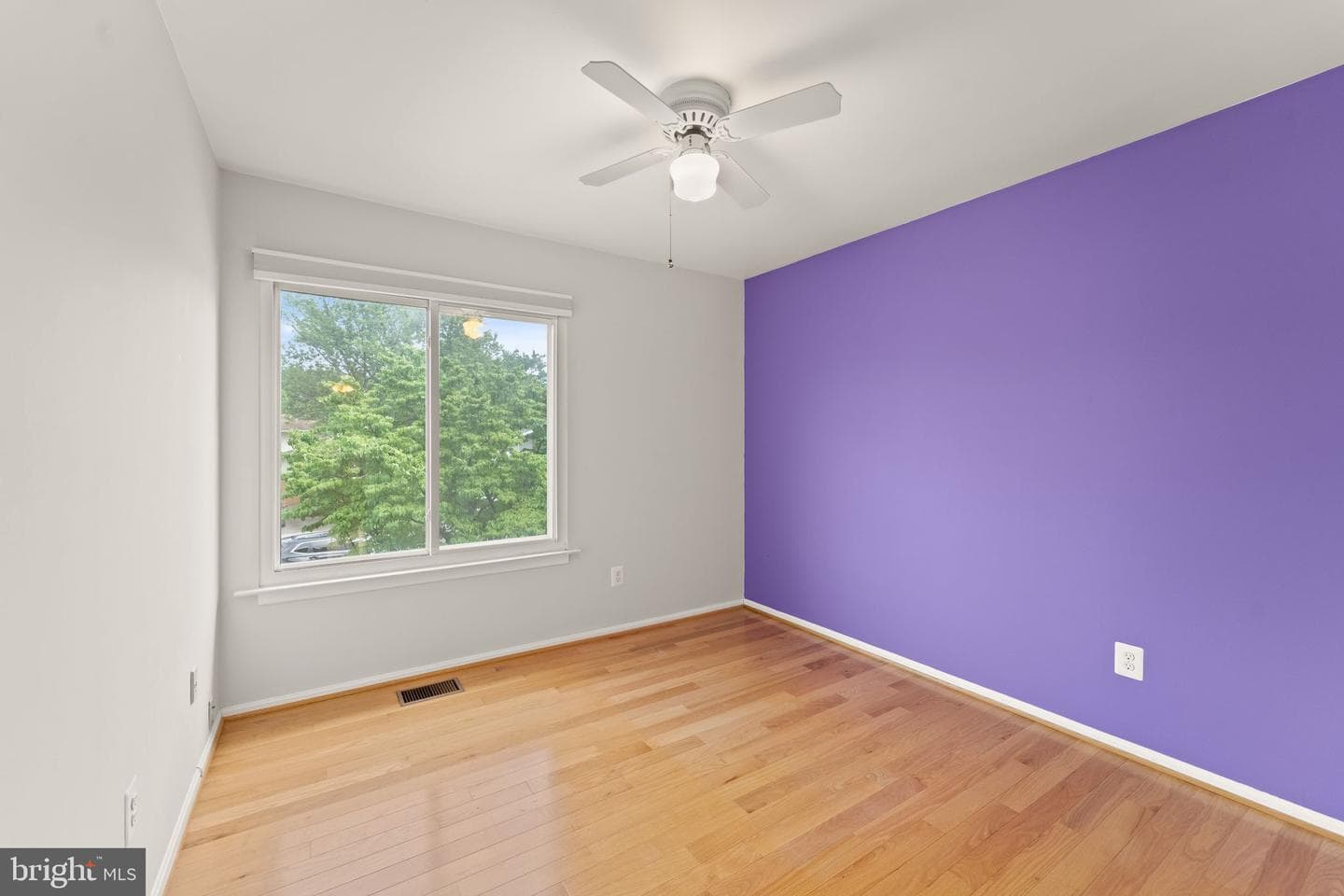 131 Evergreen Street photo 40