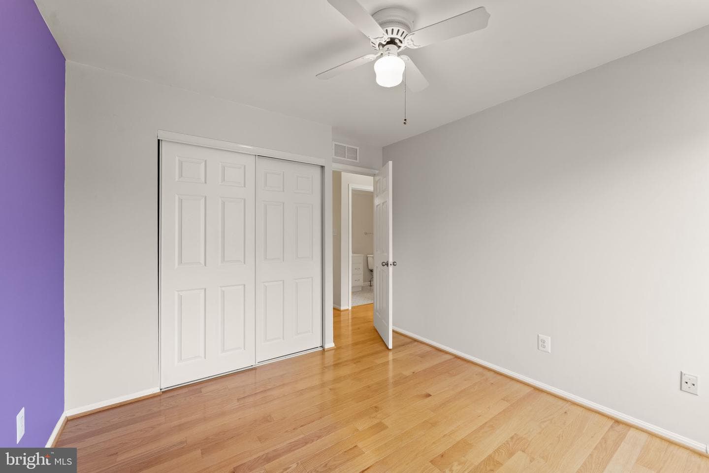 131 Evergreen Street photo 41