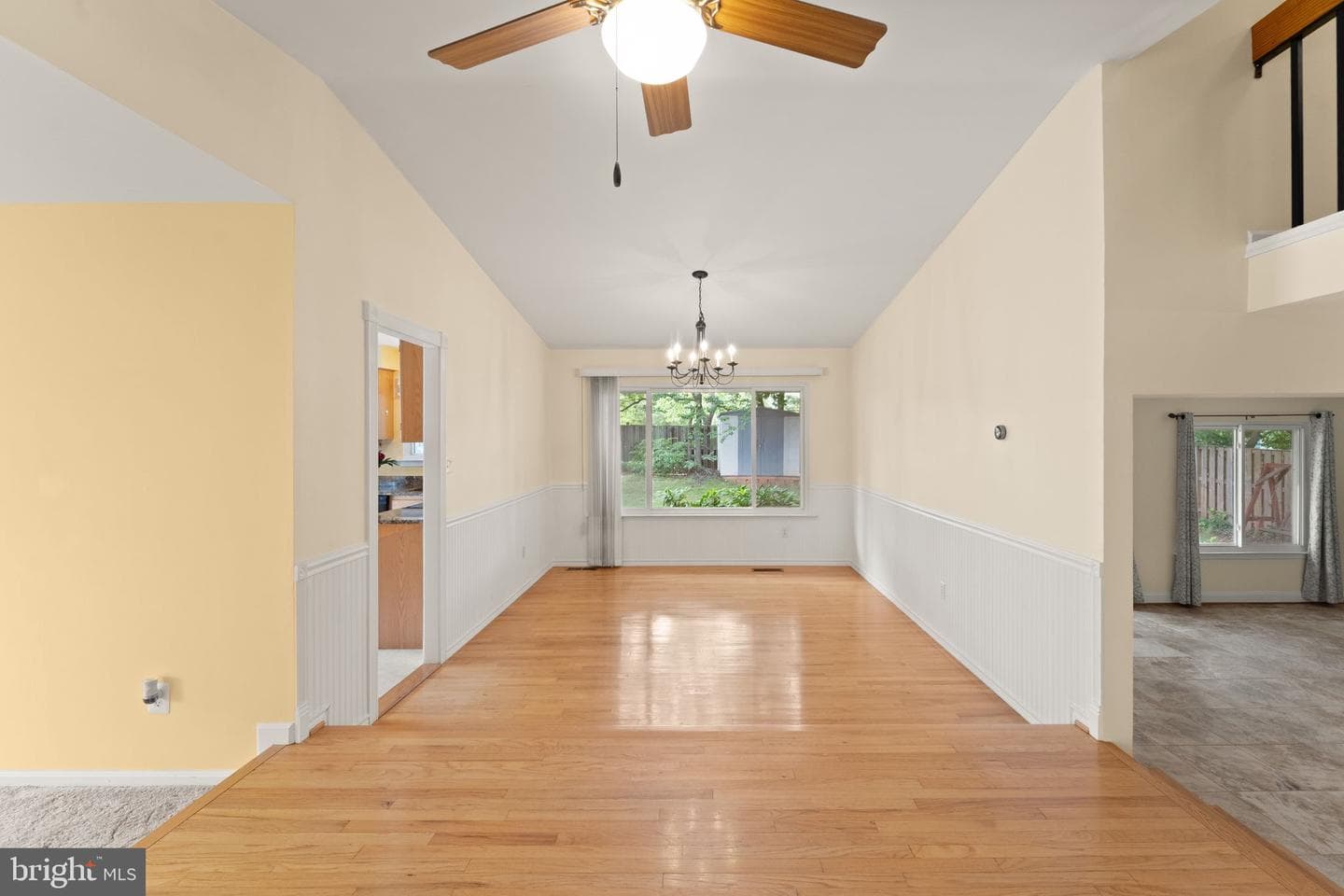 131 Evergreen Street photo 9