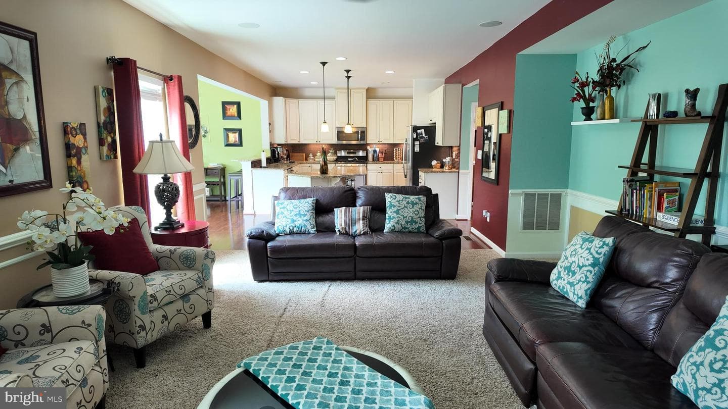 91 Eisentown Drive photo 11