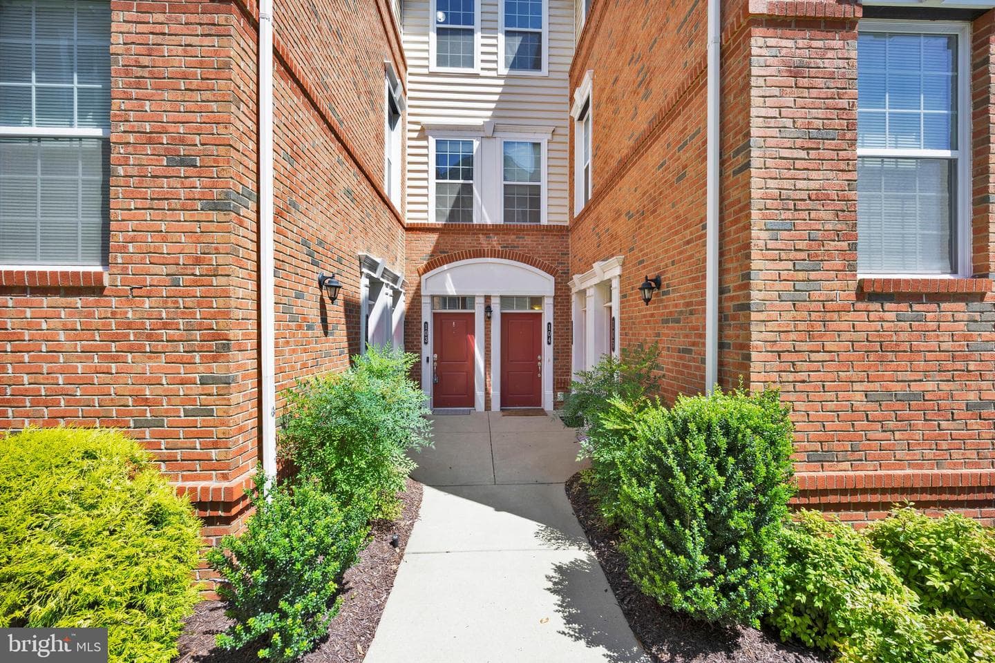 23305 Milltown Knoll Square #103 photo 32