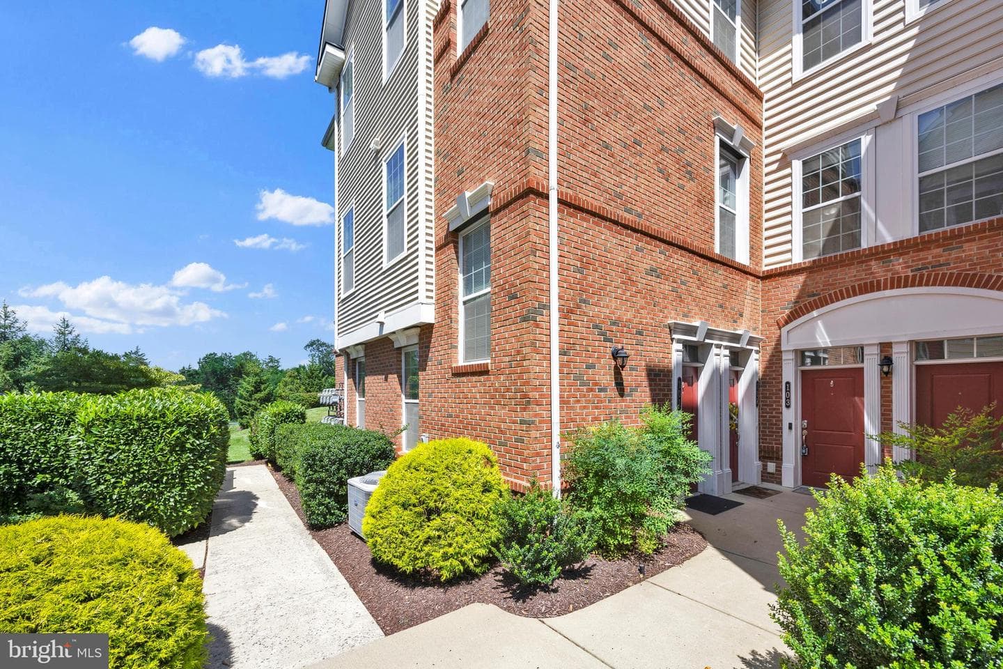 23305 Milltown Knoll Square #103 photo 35