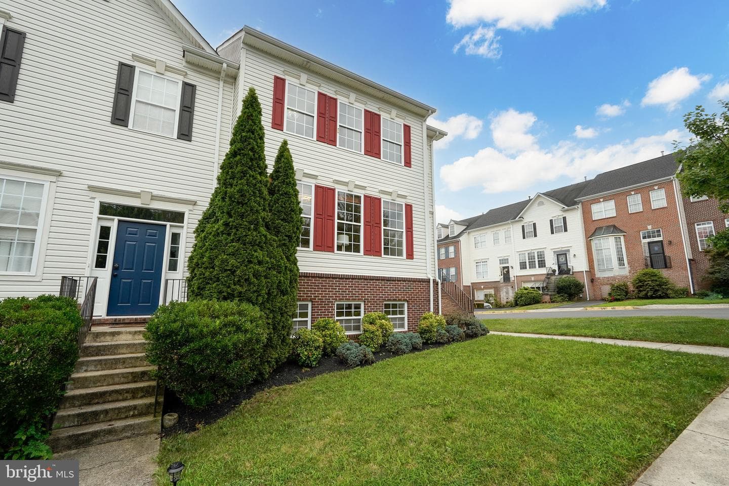 601 Burberry Terrace SE, Leesburg