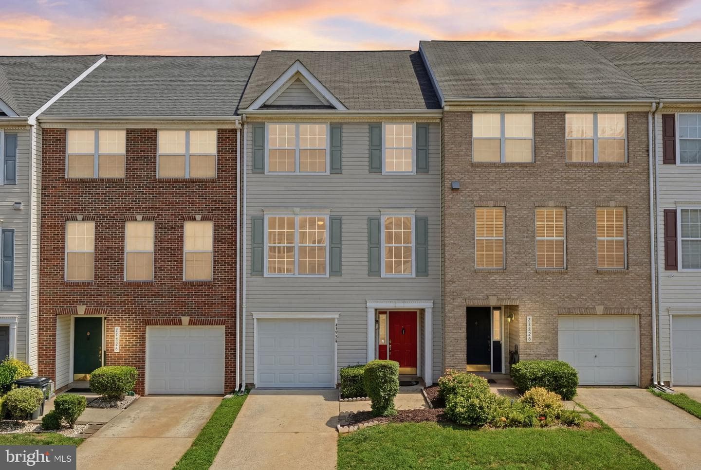 45526 Lake Haven Ter, Sterling