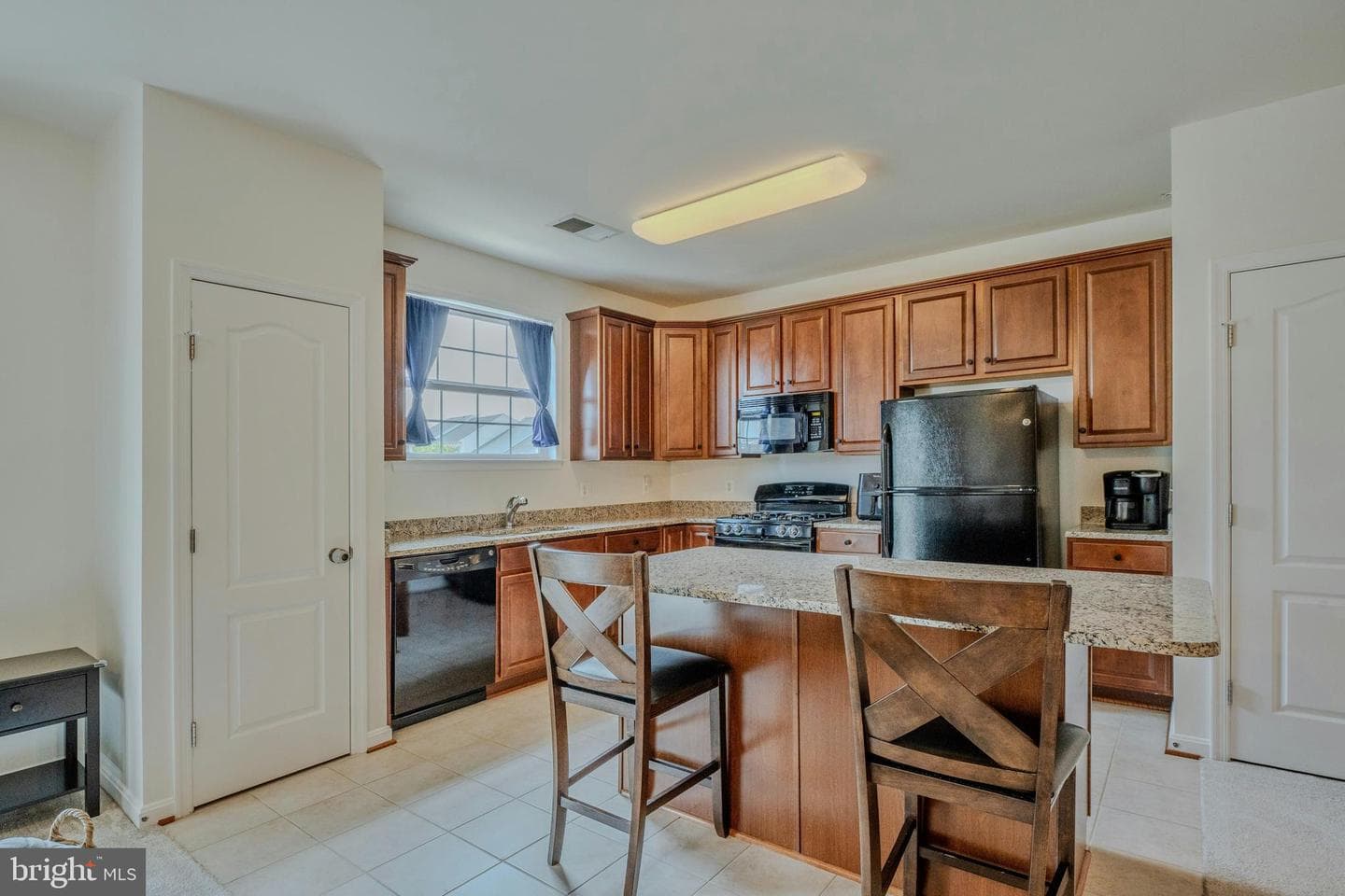 19466 Promenade Drive photo 2