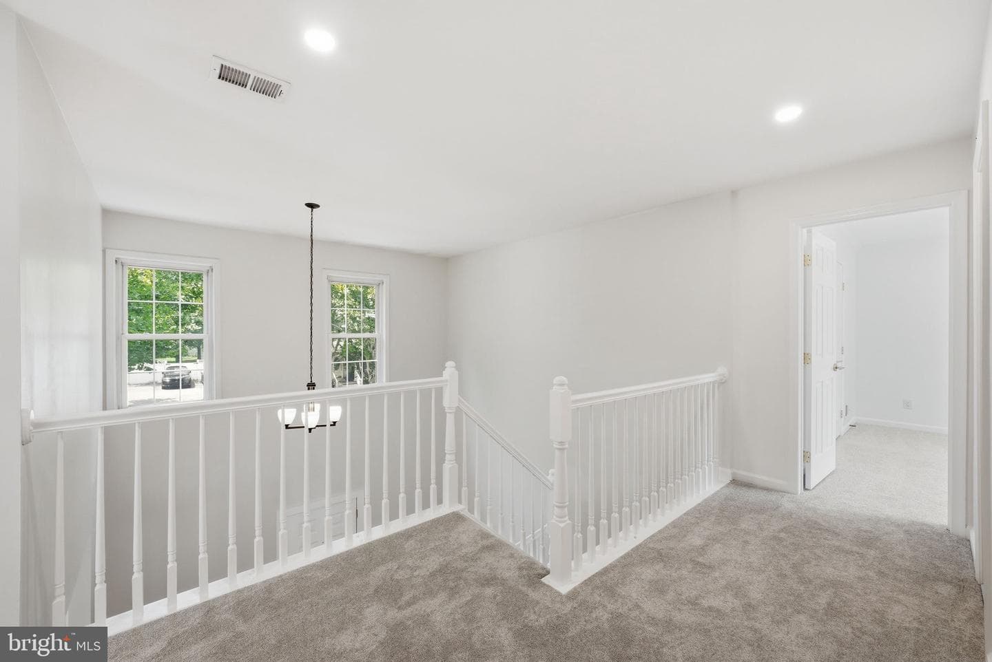 20384 Middlebury Street photo 23