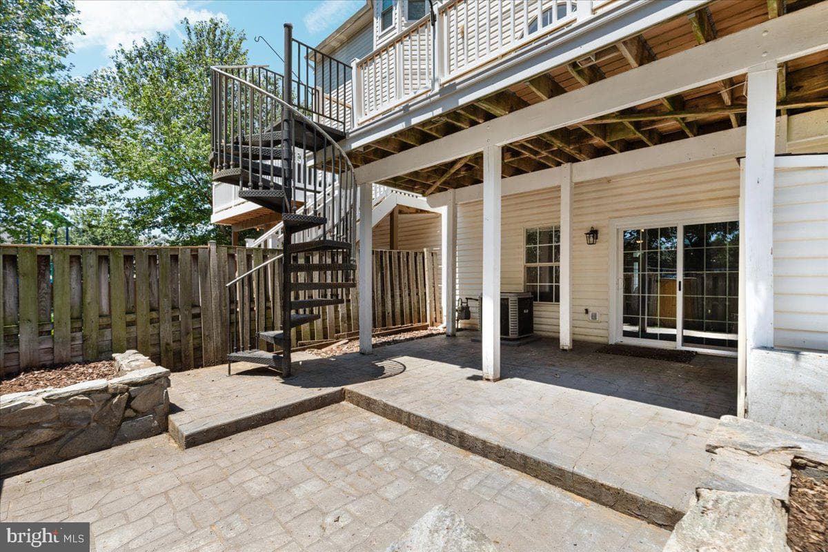21665 Kings Crossing Terrace photo 8