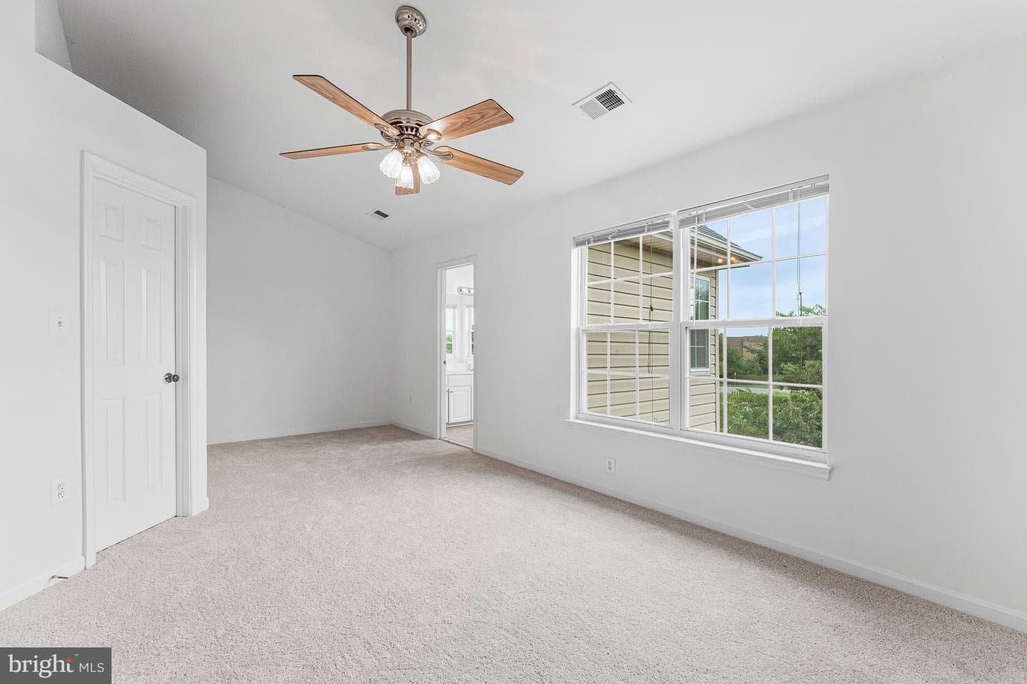 44177 Paget Terrace photo 23