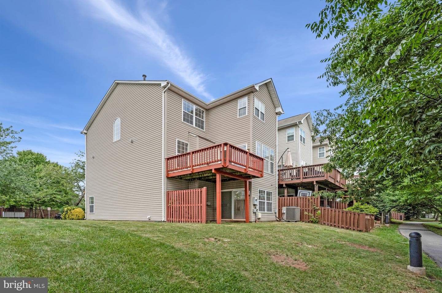 44177 Paget Terrace photo 42