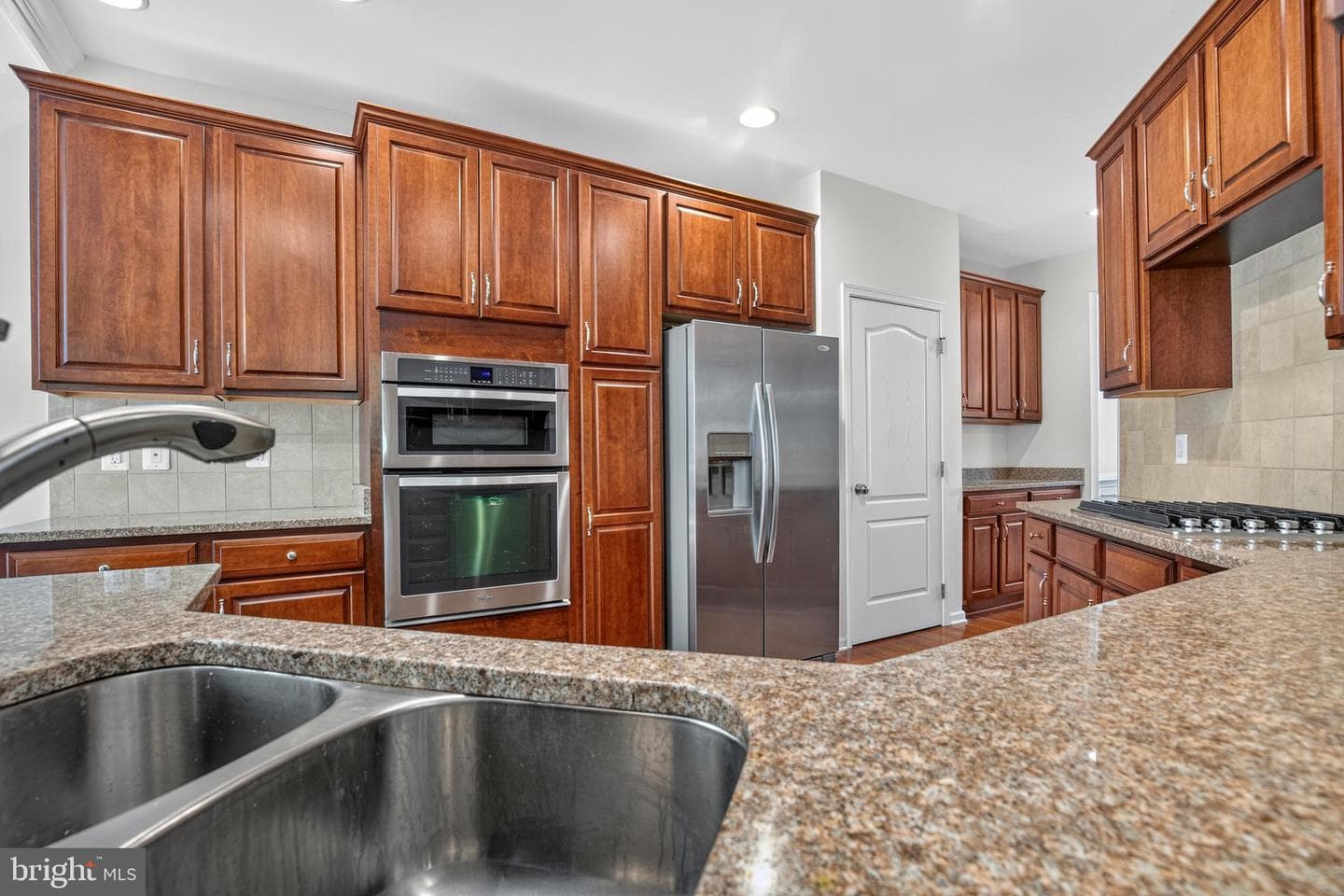43283 Mitcham Square photo 12
